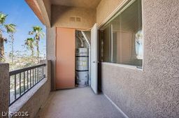 7701 West Robindale Road 277