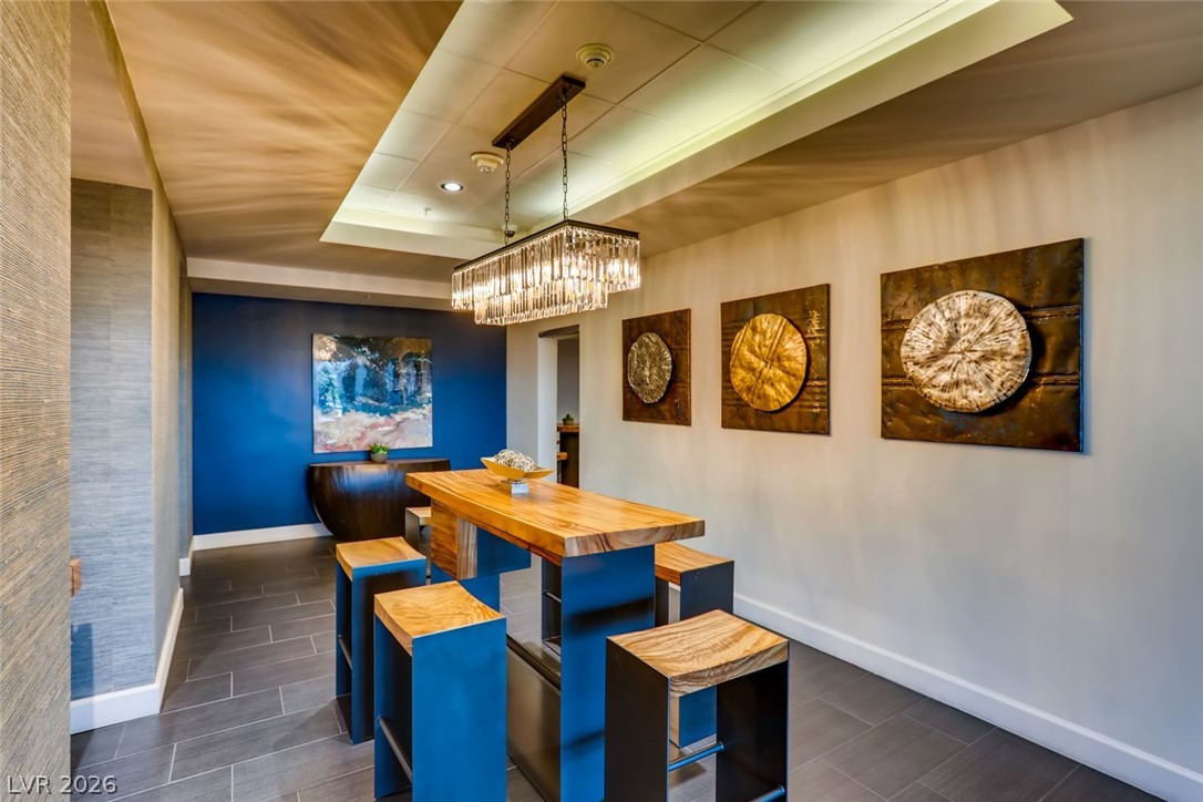 200 West Sahara Avenue 3906