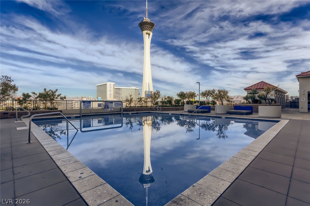 200 West Sahara Avenue 3906
