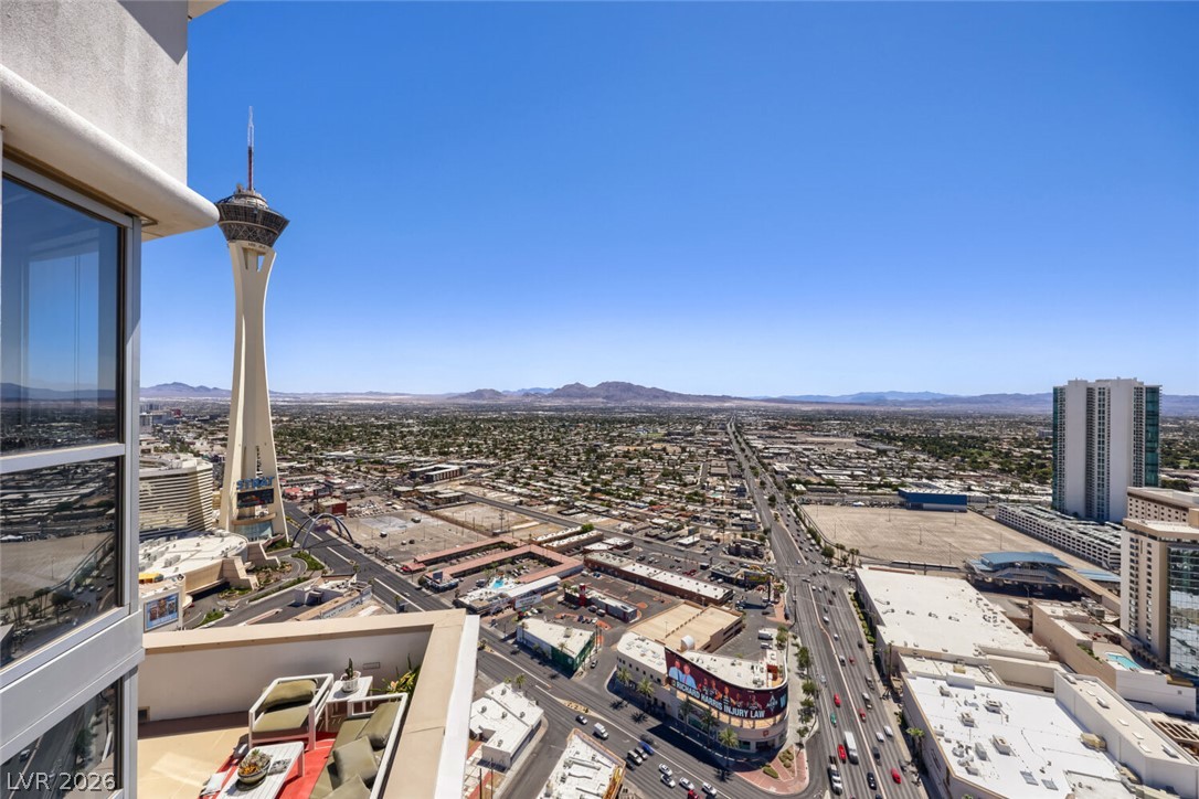 200 West Sahara Avenue 3906