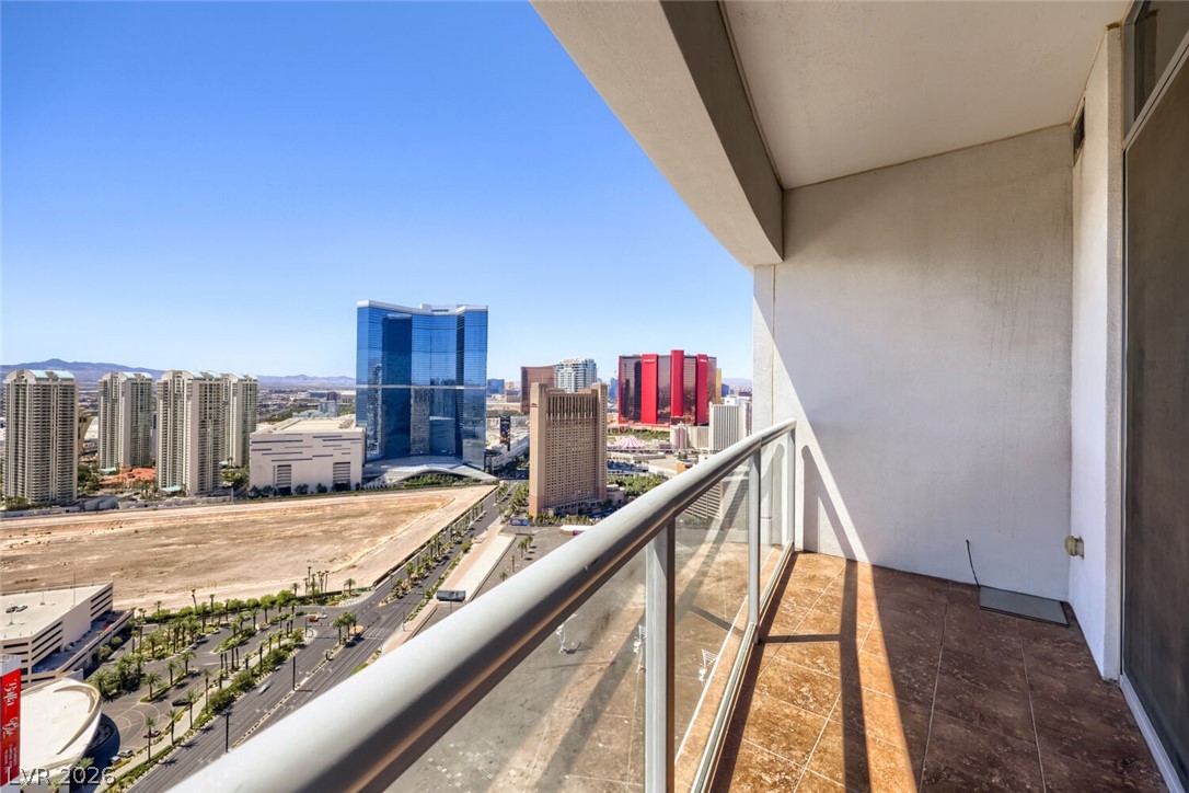 200 West Sahara Avenue 3906