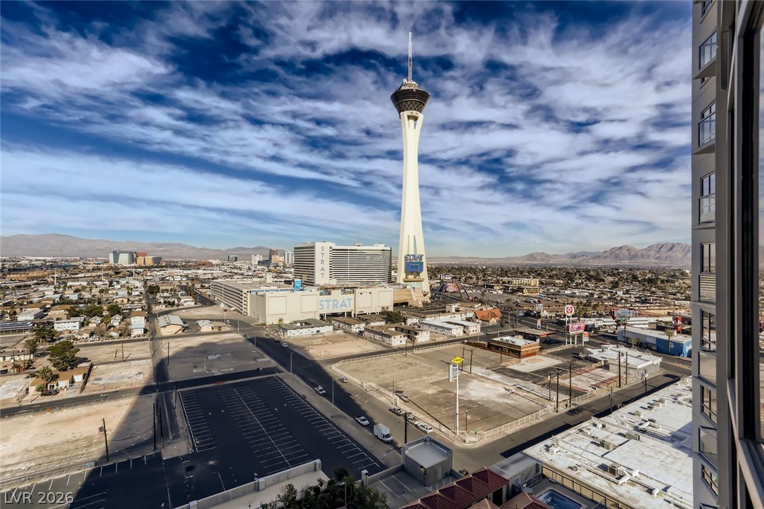 200 West Sahara Avenue 3906