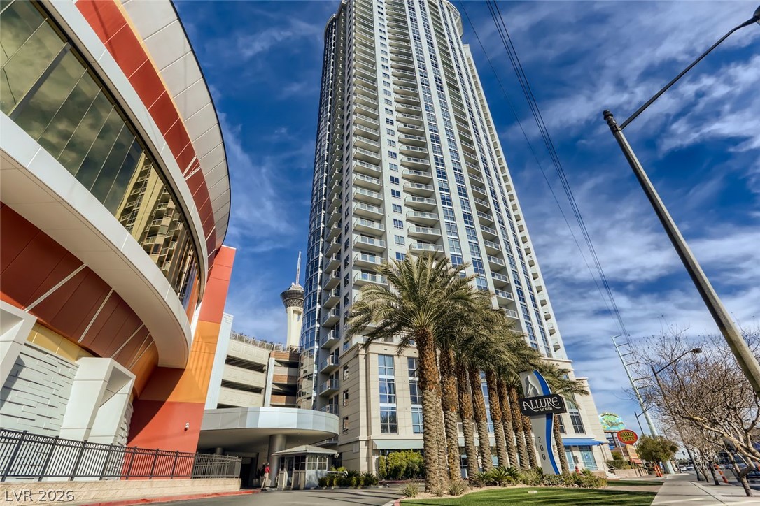 200 West Sahara Avenue 3906