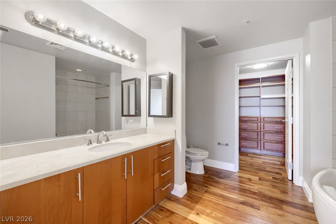 200 West Sahara Avenue 3906