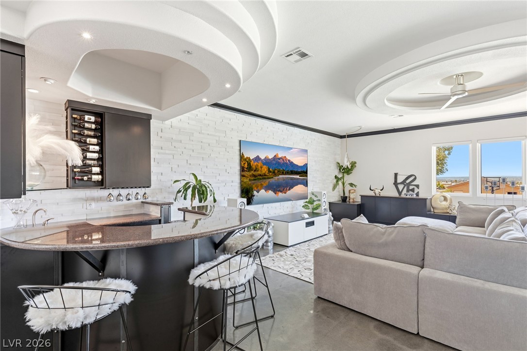 224 North Milan Street