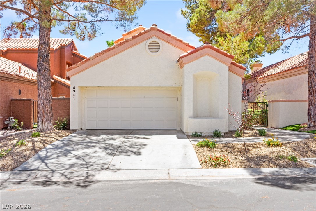 8941 Diamond Falls Drive