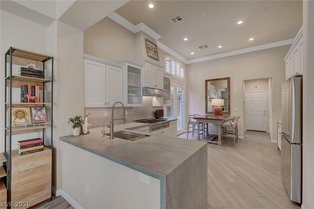 2221 Scarlet Rose Drive