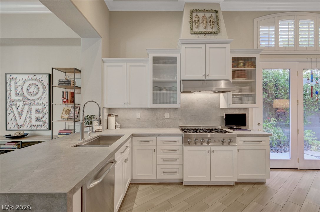 2221 Scarlet Rose Drive
