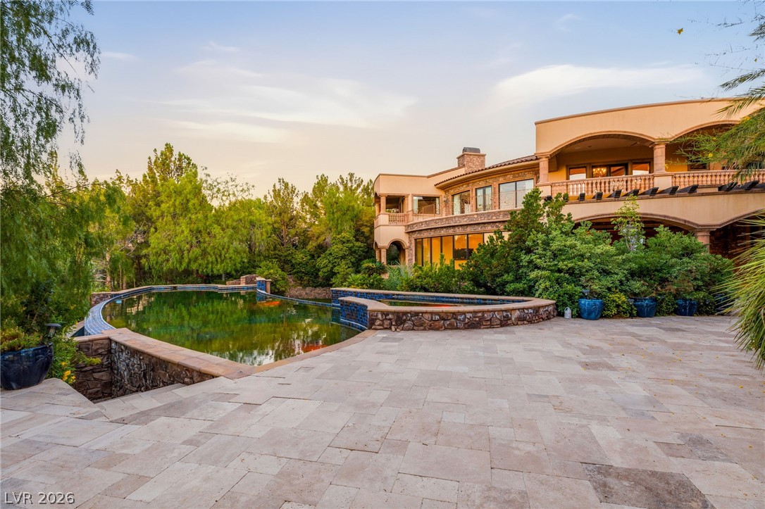 18 Olympia Hills Circle