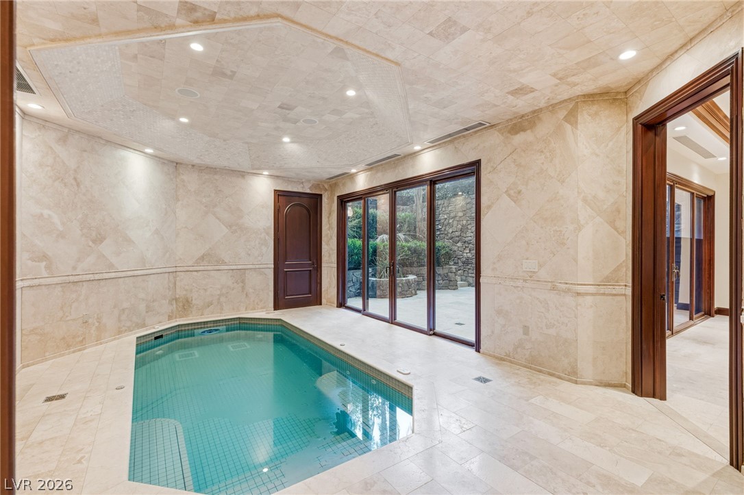 18 Olympia Hills Circle