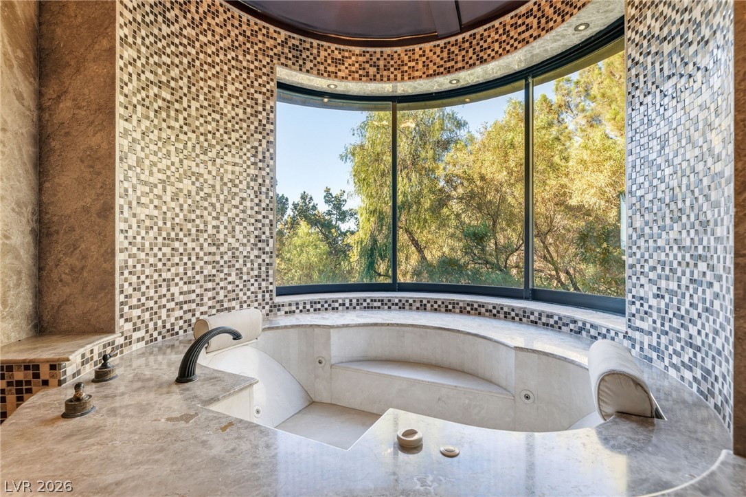 18 Olympia Hills Circle