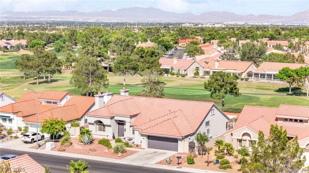 2900 Crown Ridge Drive