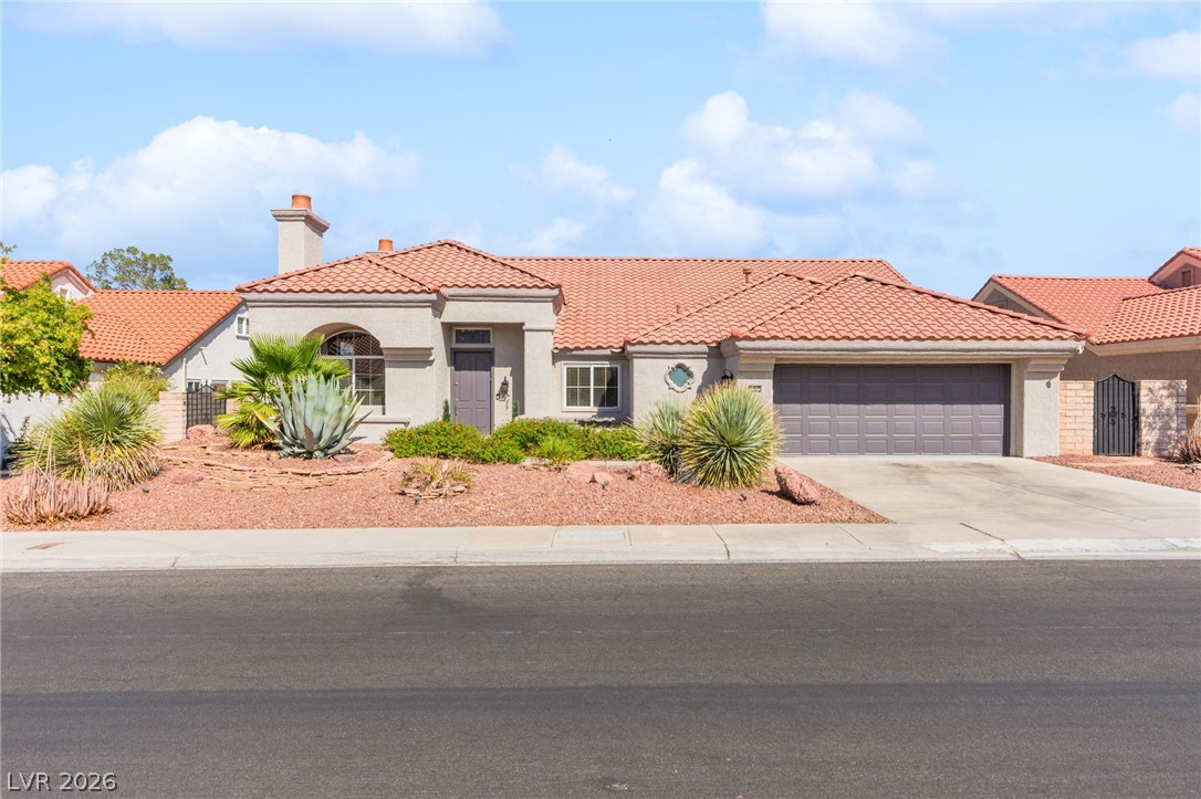 2900 Crown Ridge Drive