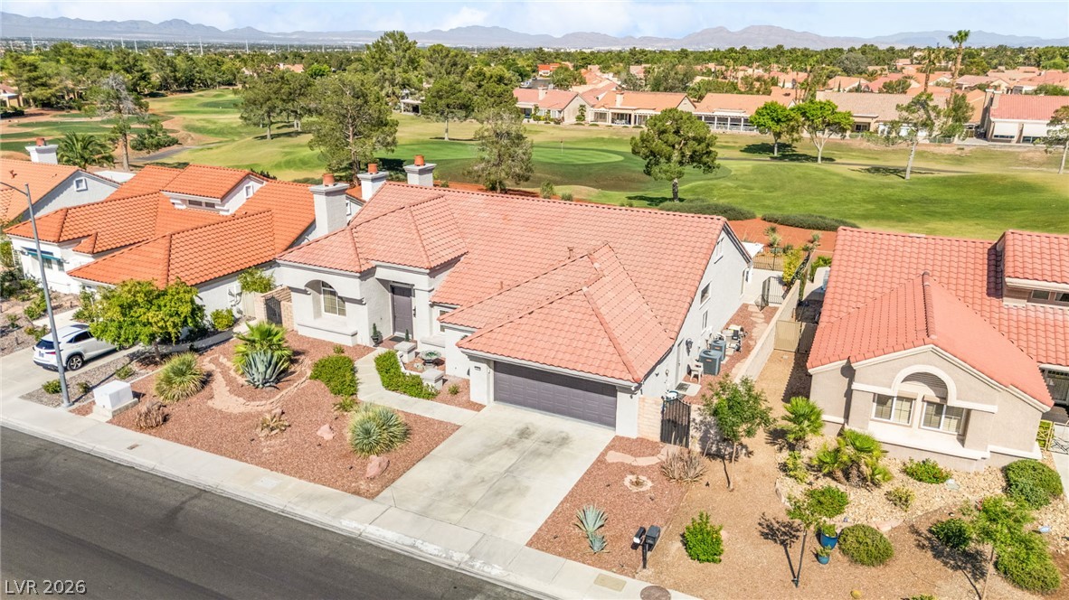 2900 Crown Ridge Drive