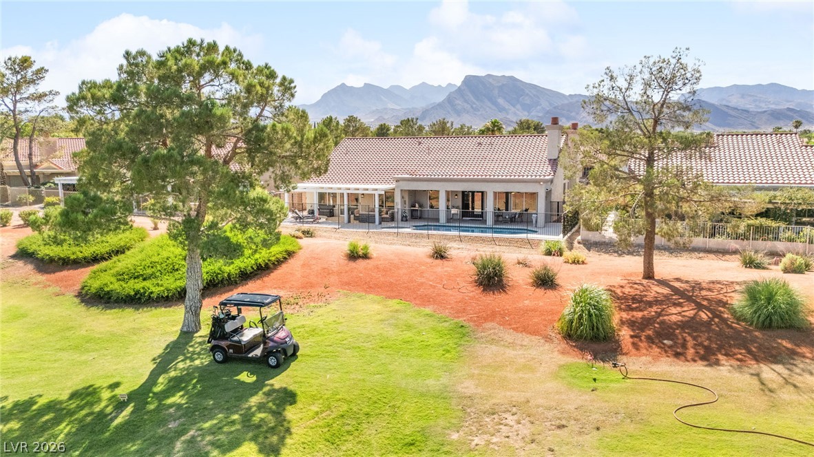 2900 Crown Ridge Drive