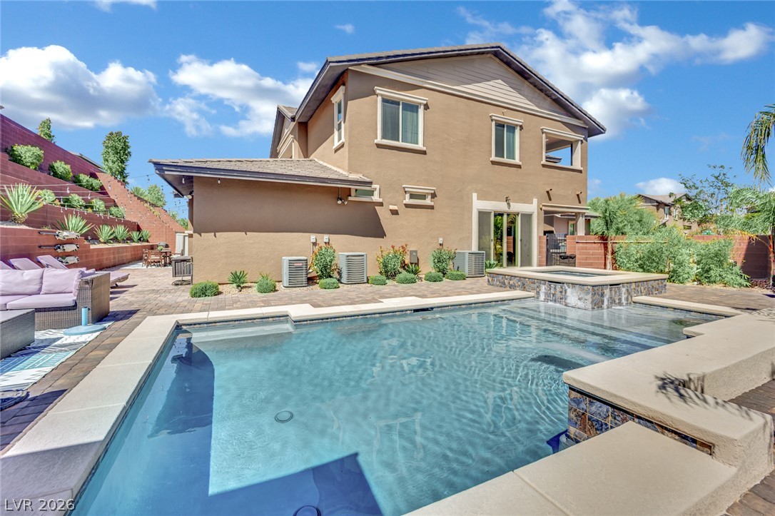 5523 Kyle Peak Court