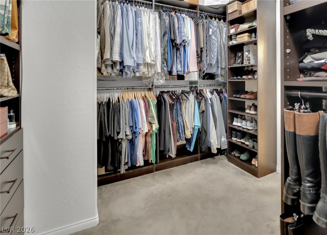 5523 Kyle Peak Court