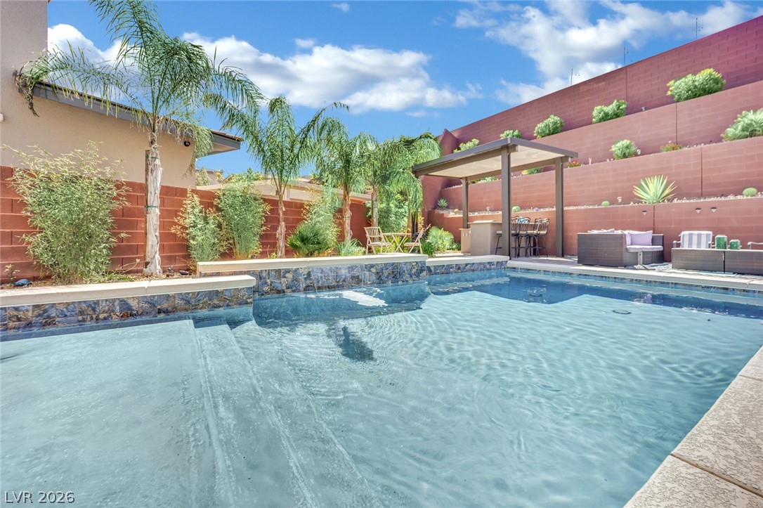 5523 Kyle Peak Court