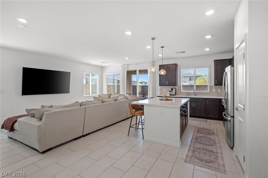 2915 Roaming Palmer Road
