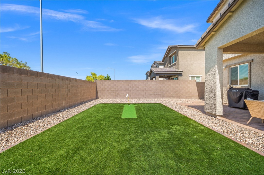 2915 Roaming Palmer Road