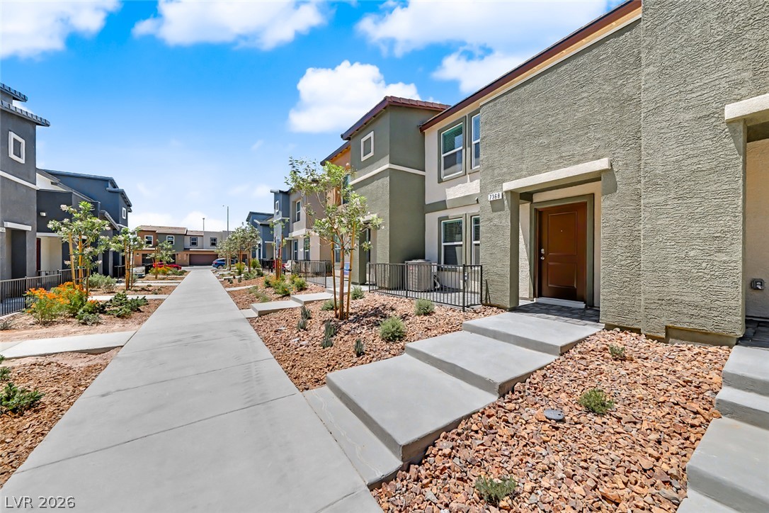 7368 Joanna Brook Street