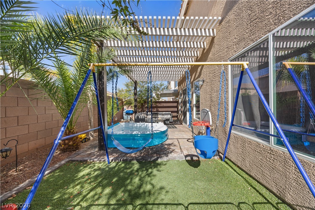 5752 Rolling Dale Avenue