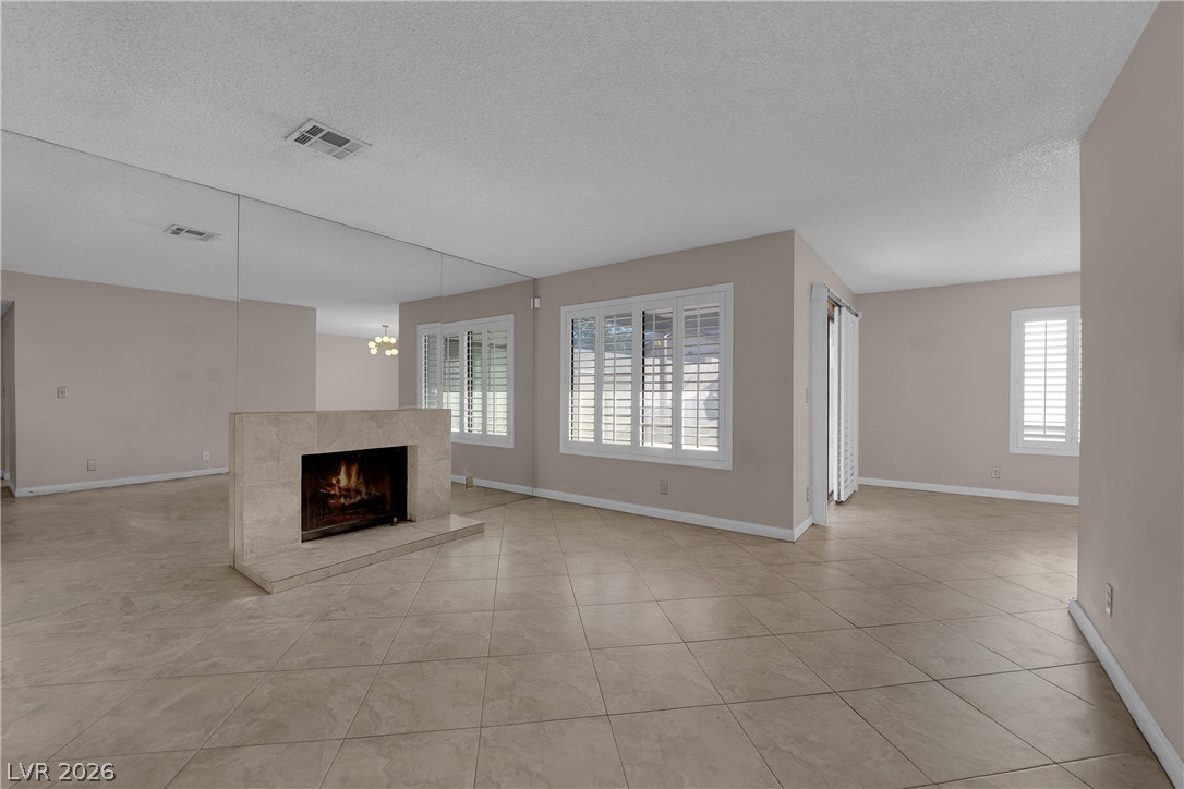5073 Stormy Circle