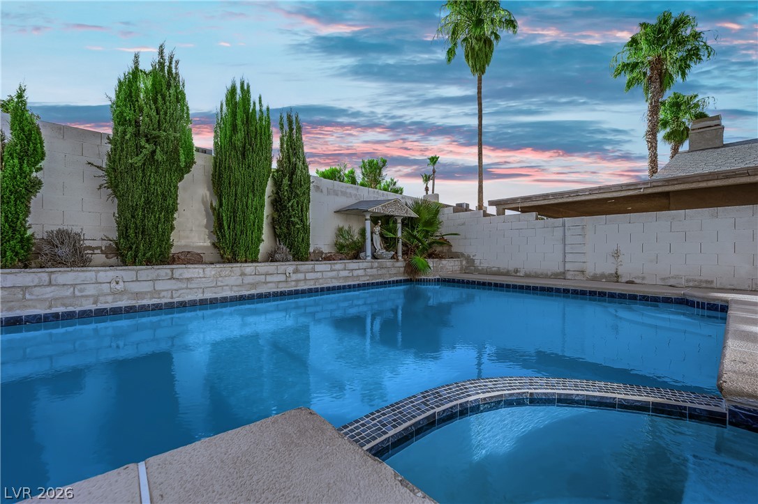 5073 Stormy Circle