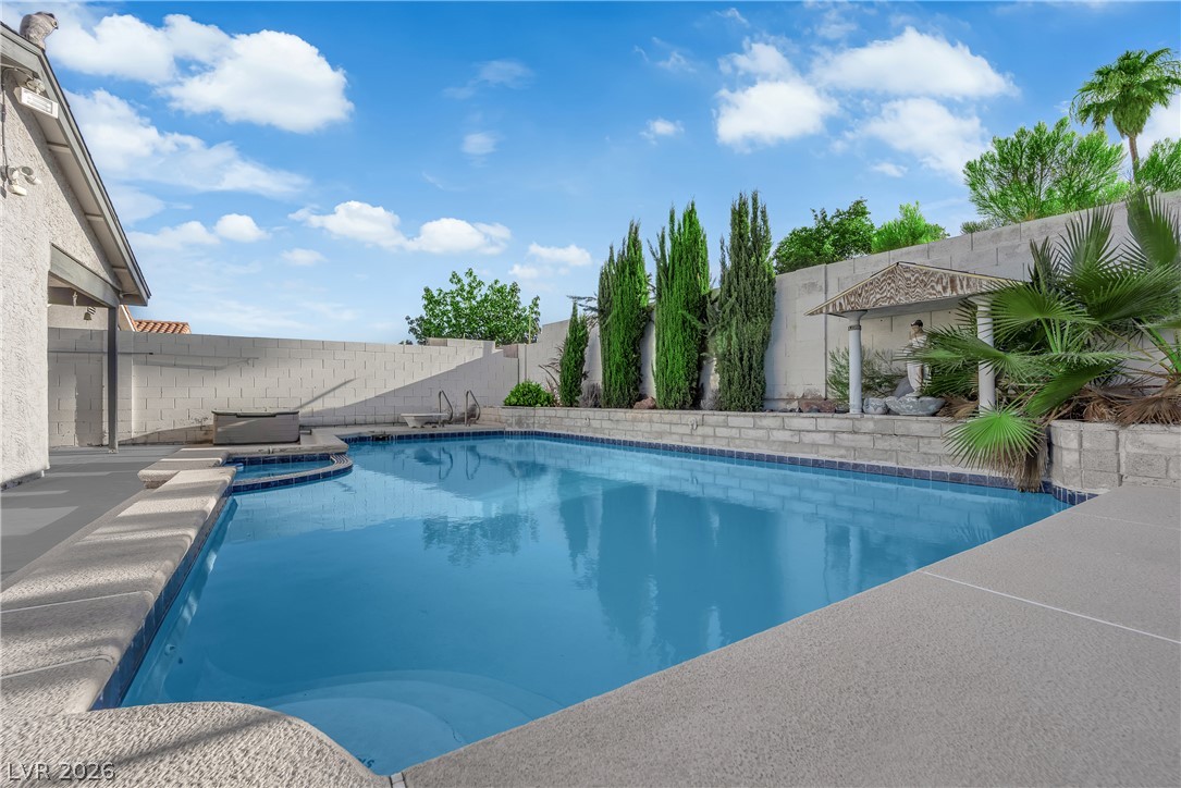 5073 Stormy Circle