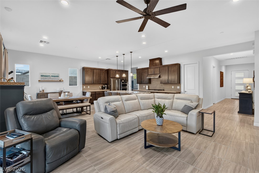 578 Sandpiper Run Lane