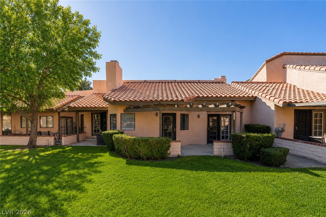 2761 Laguna Shores Lane