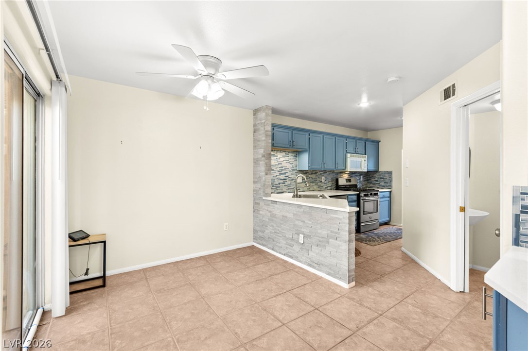 903 Twinkling Sky Avenue