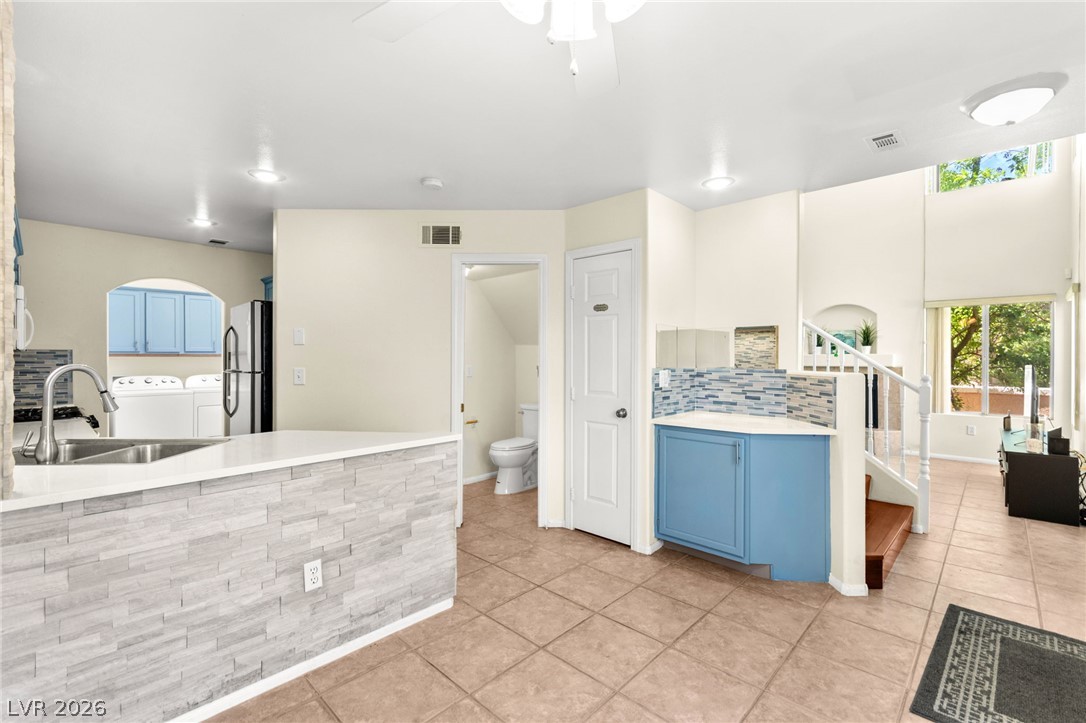 903 Twinkling Sky Avenue