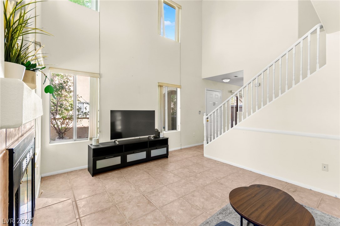 903 Twinkling Sky Avenue