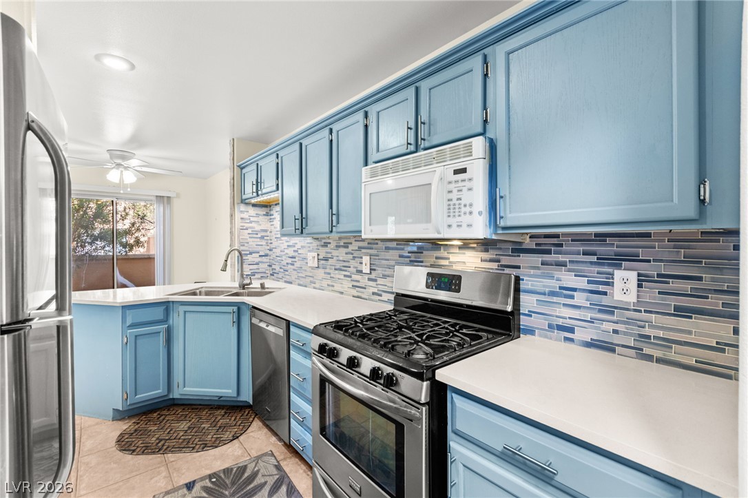903 Twinkling Sky Avenue