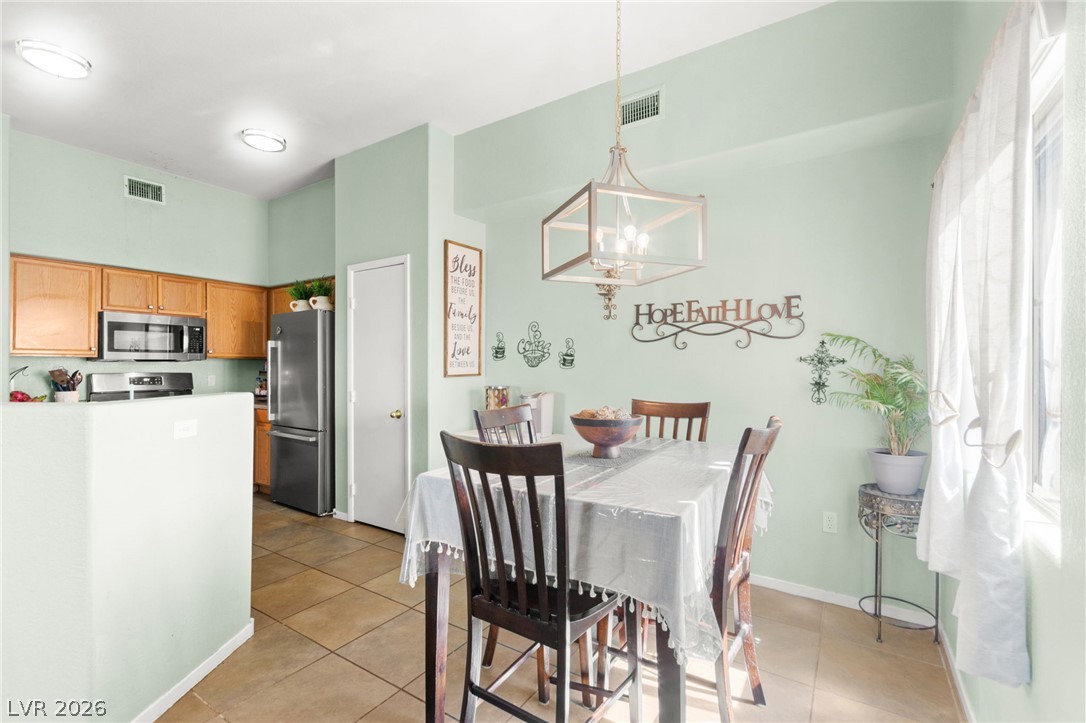 9303 Gilcrease Avenue 2175