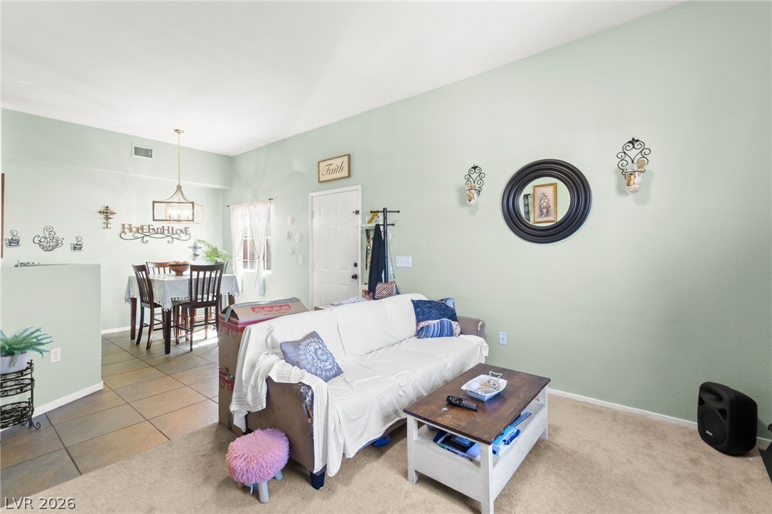 9303 Gilcrease Avenue 2175