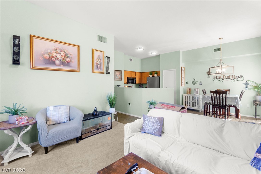 9303 Gilcrease Avenue 2175
