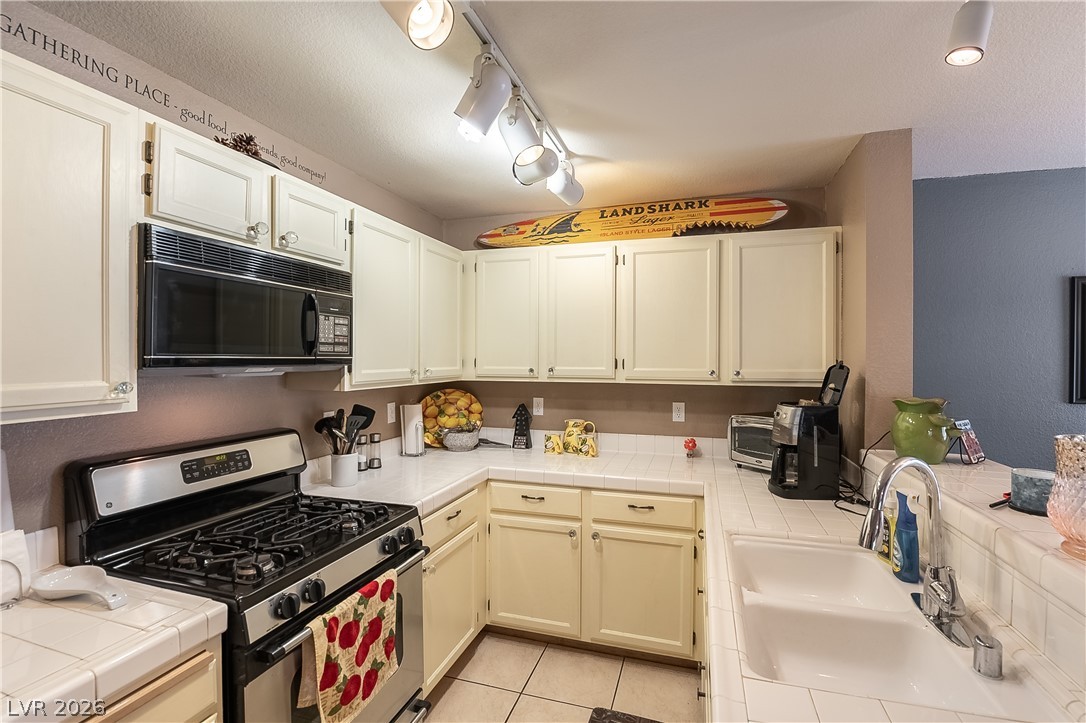 8452 Boseck Drive 287