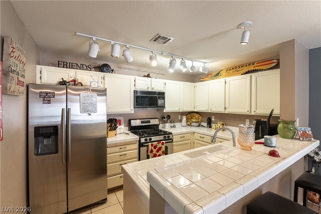 8452 Boseck Drive 287