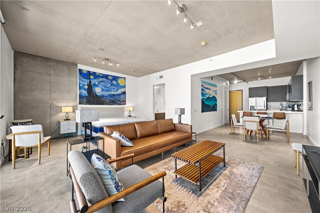 353 East Bonneville Avenue 505