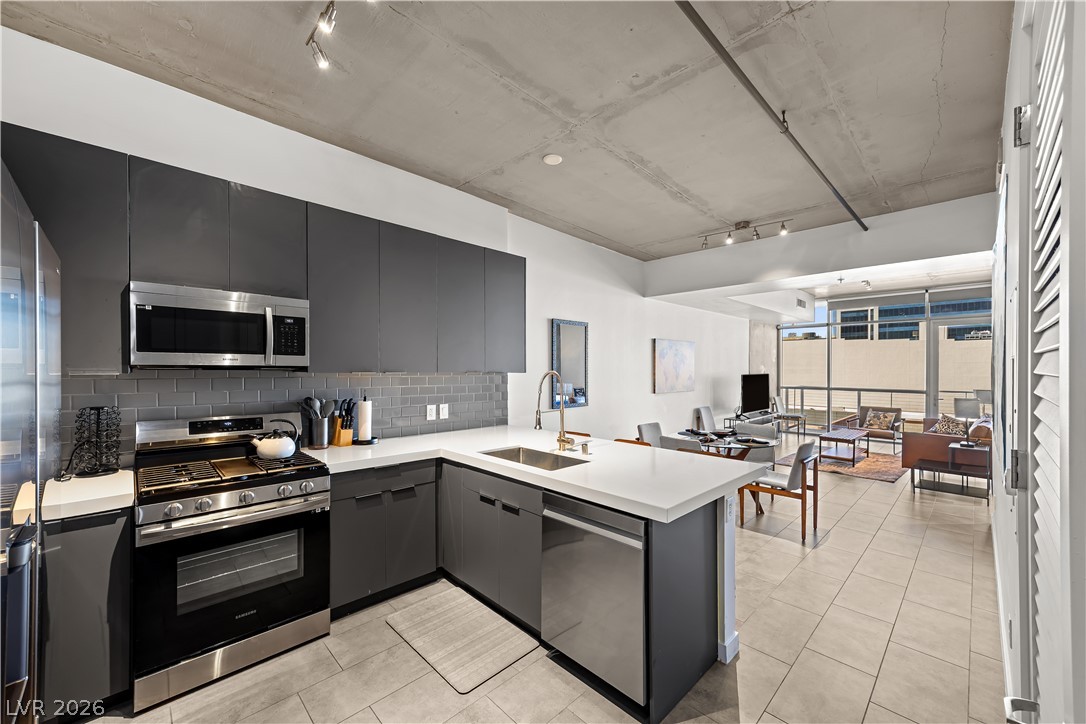 353 East Bonneville Avenue 505