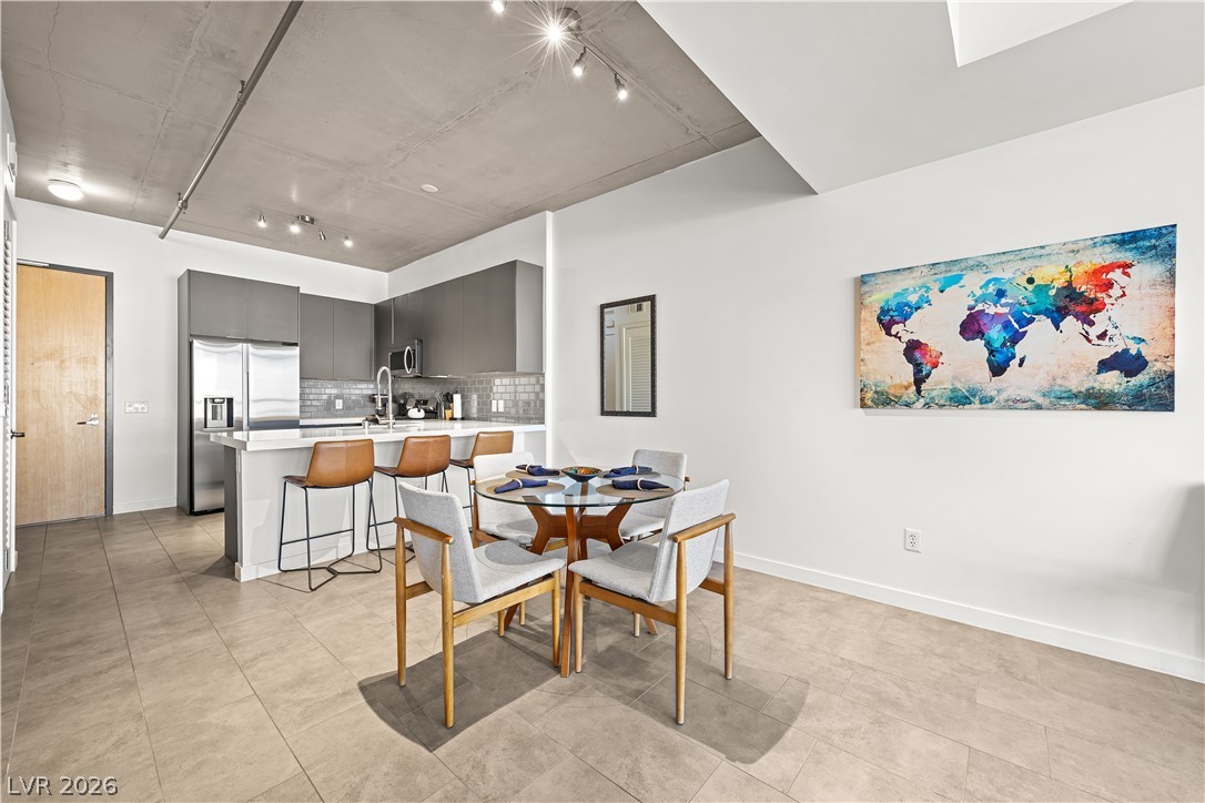 353 East Bonneville Avenue 505