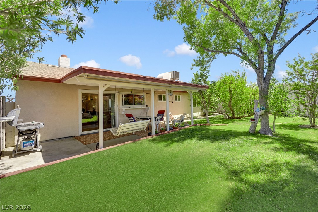 1825 Shadow Mountain Place