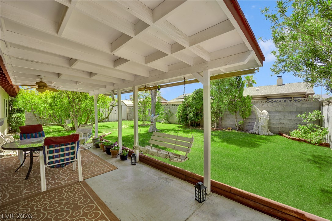 1825 Shadow Mountain Place