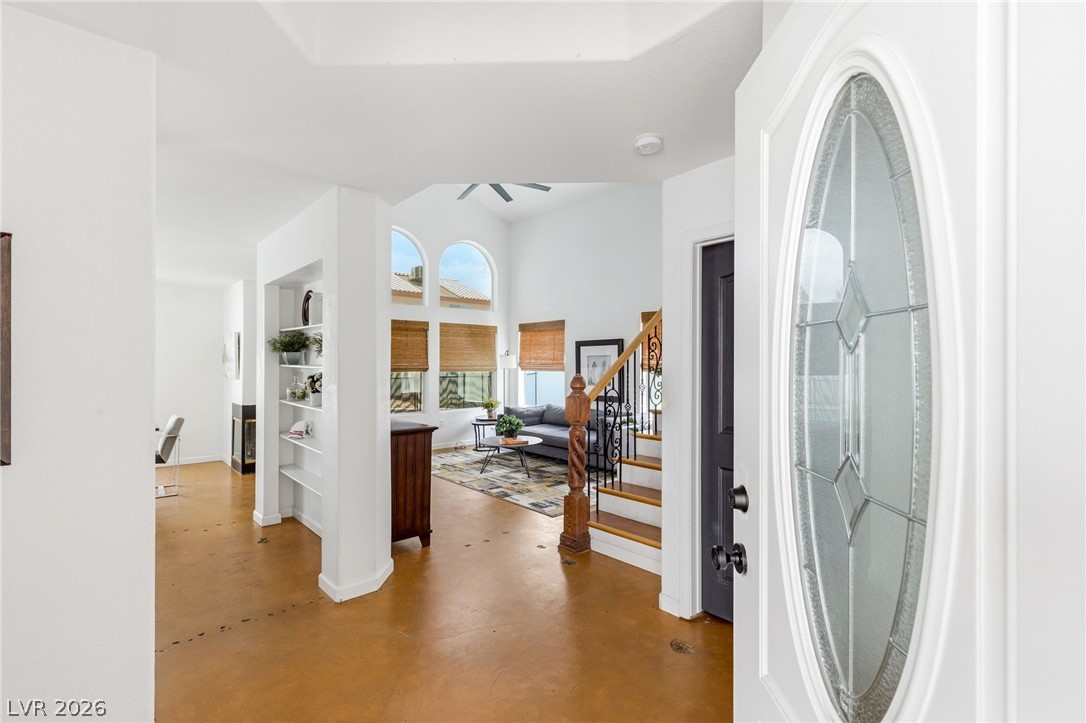 8233 Hydra Lane