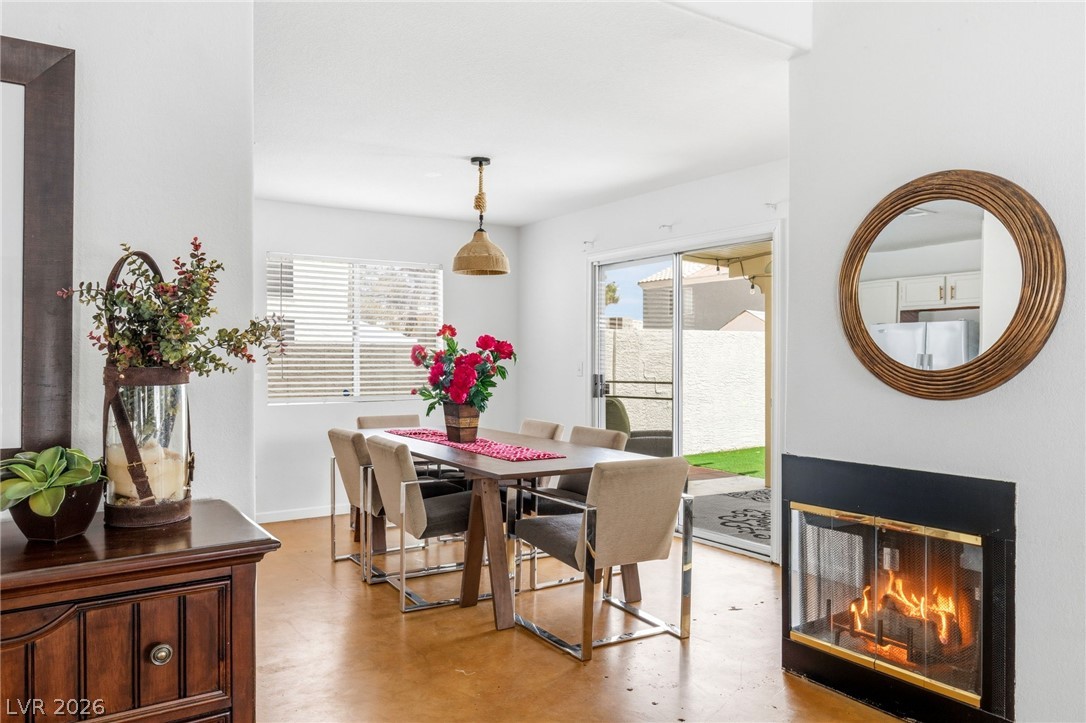 8233 Hydra Lane