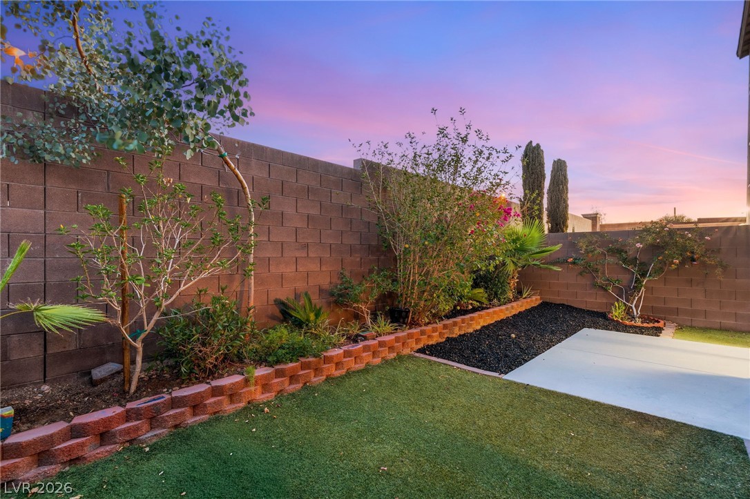 8111 Haywood Estate Avenue