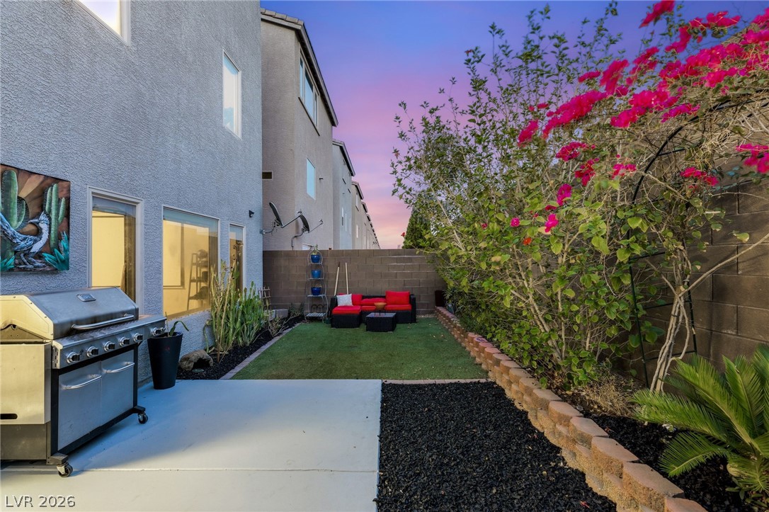 8111 Haywood Estate Avenue