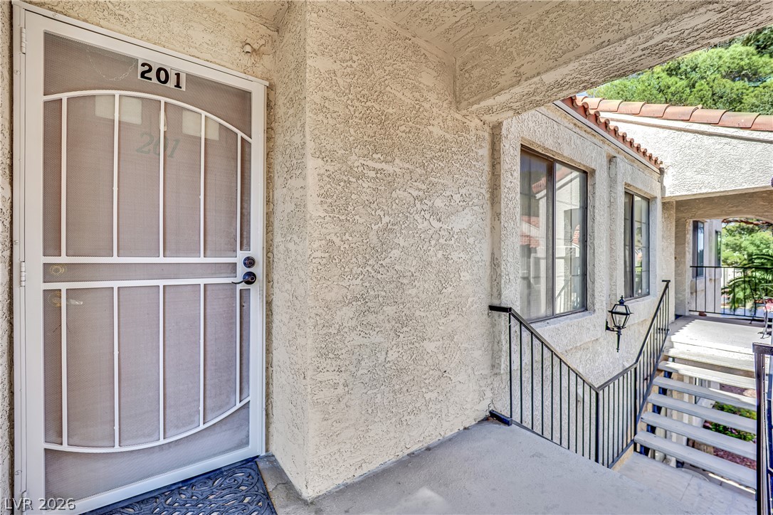 4831 Nara Vista Way 201